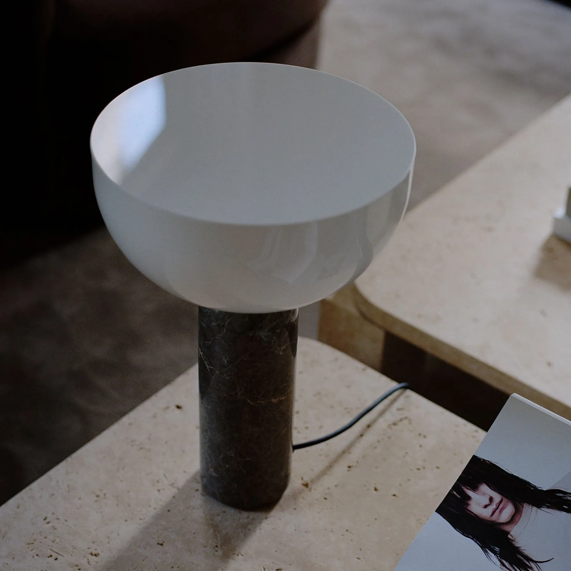 Kizu large | black marble