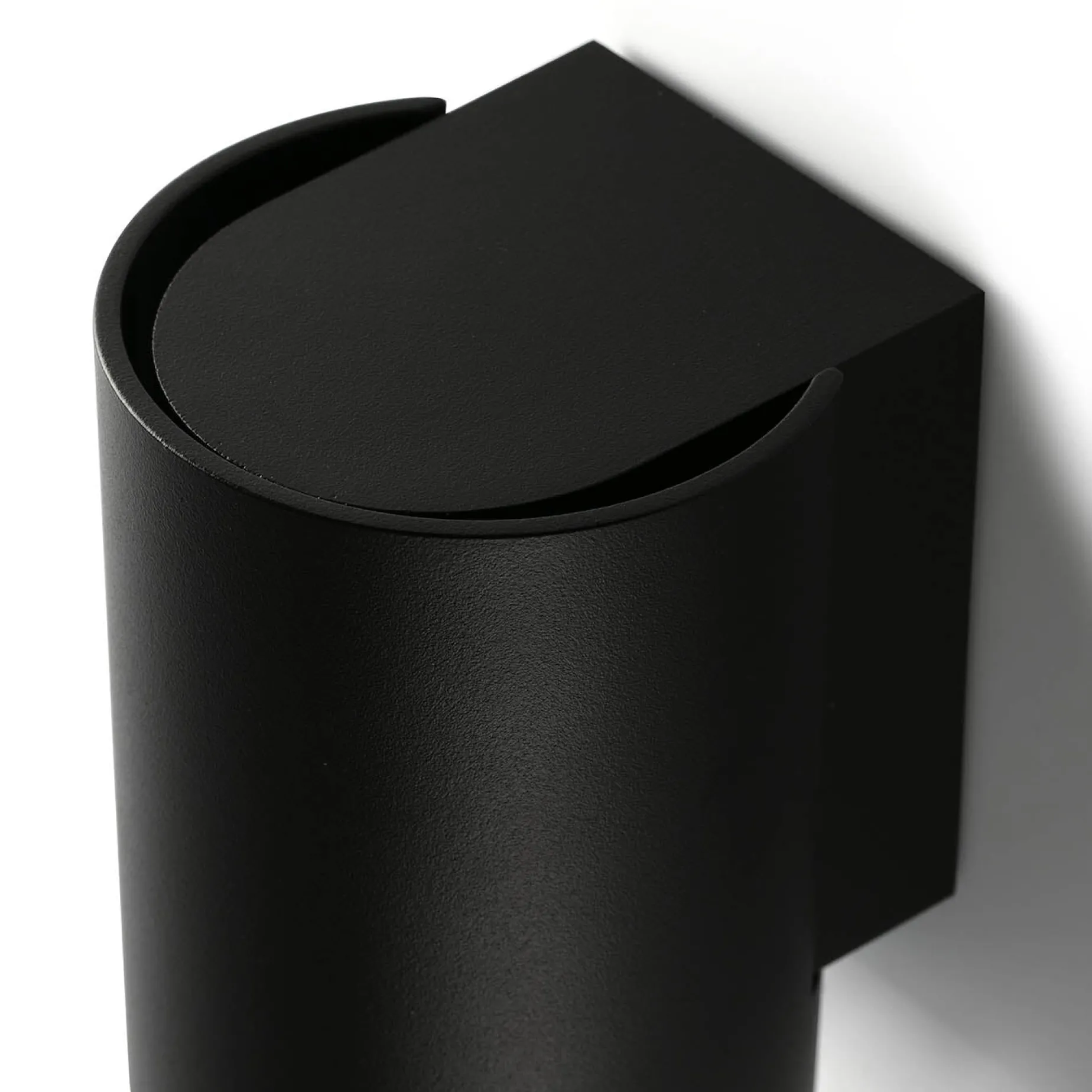 Kov round 1L | black
