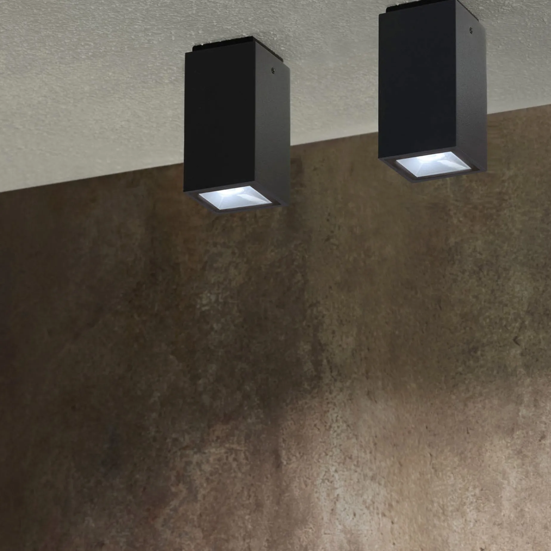 Kura 2 surface IP65 | corten