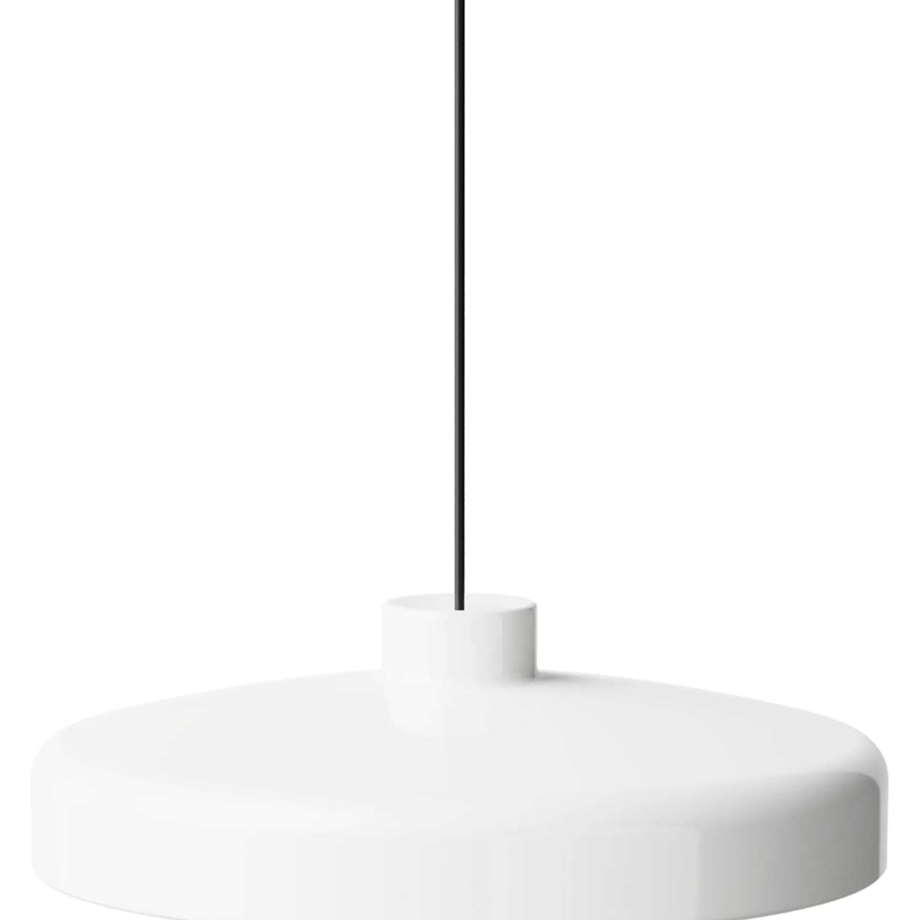Lacquer pendant medium | black