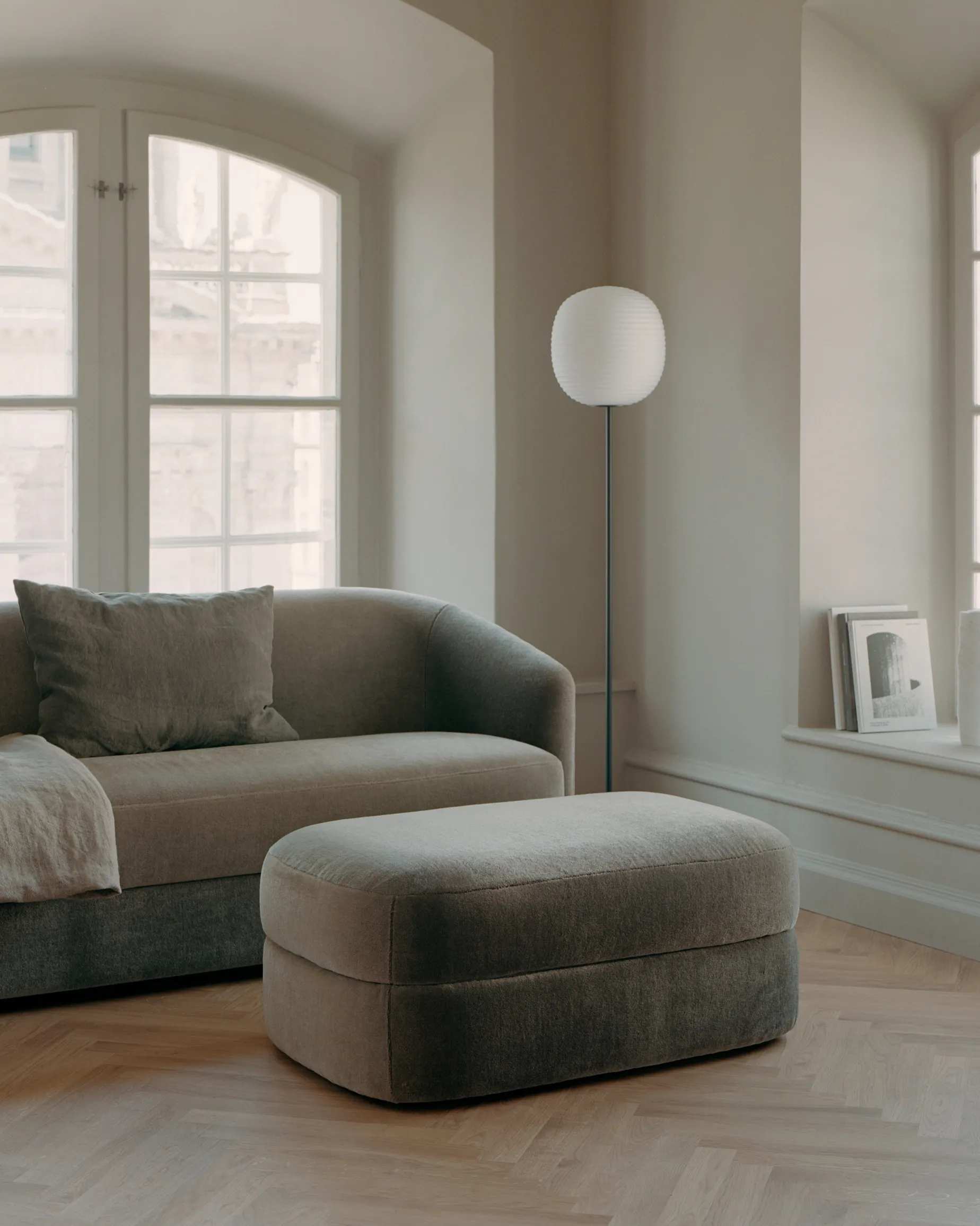 Lantern floor | white