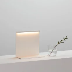 LBM table lamp | clay
