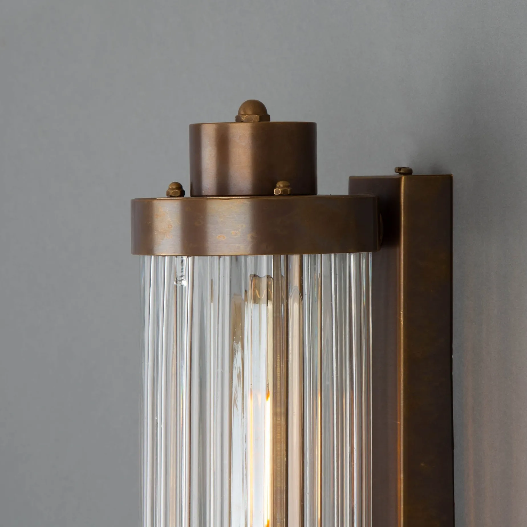 Louise wall IP44 | satin brass