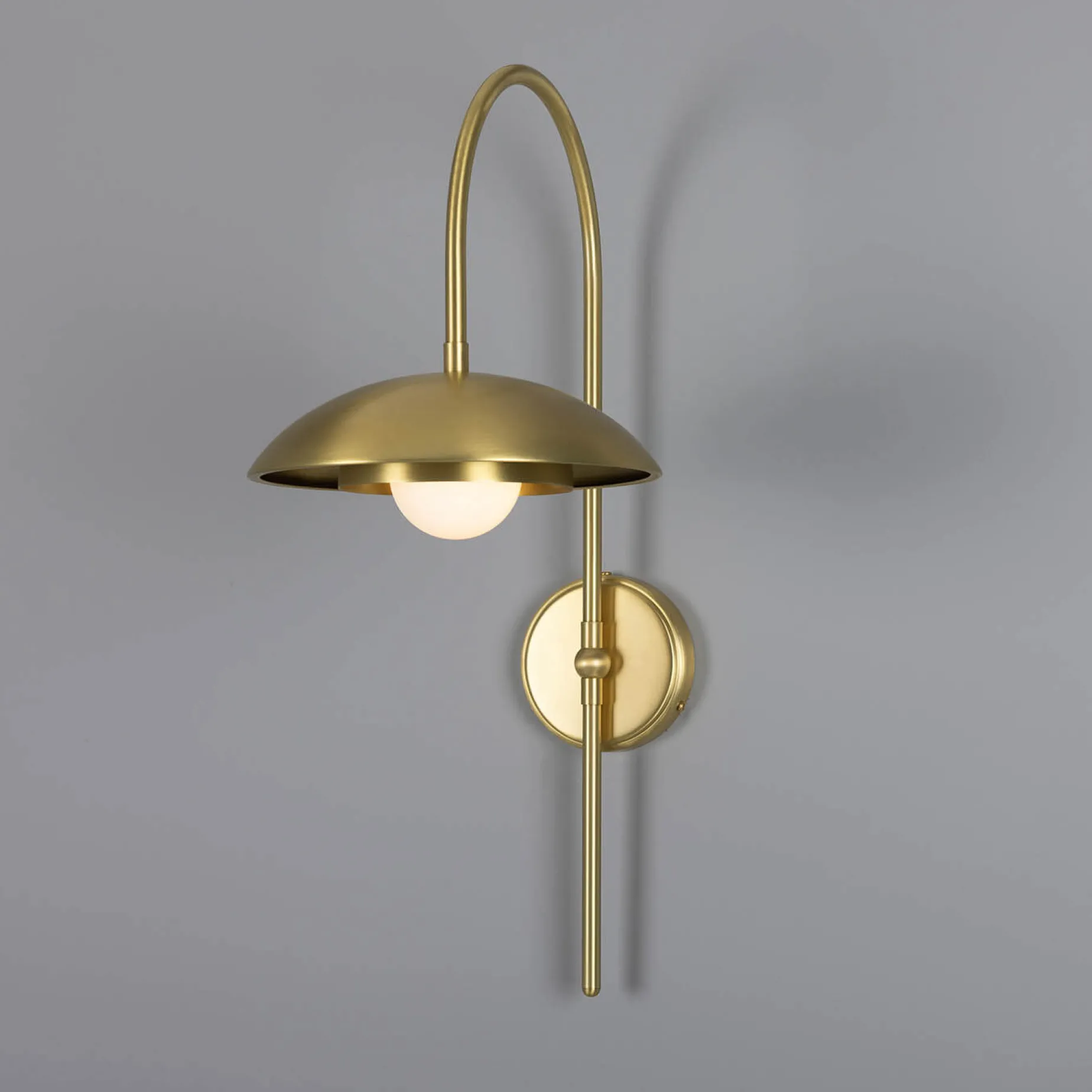 Marrakesh Arc w | polished brass