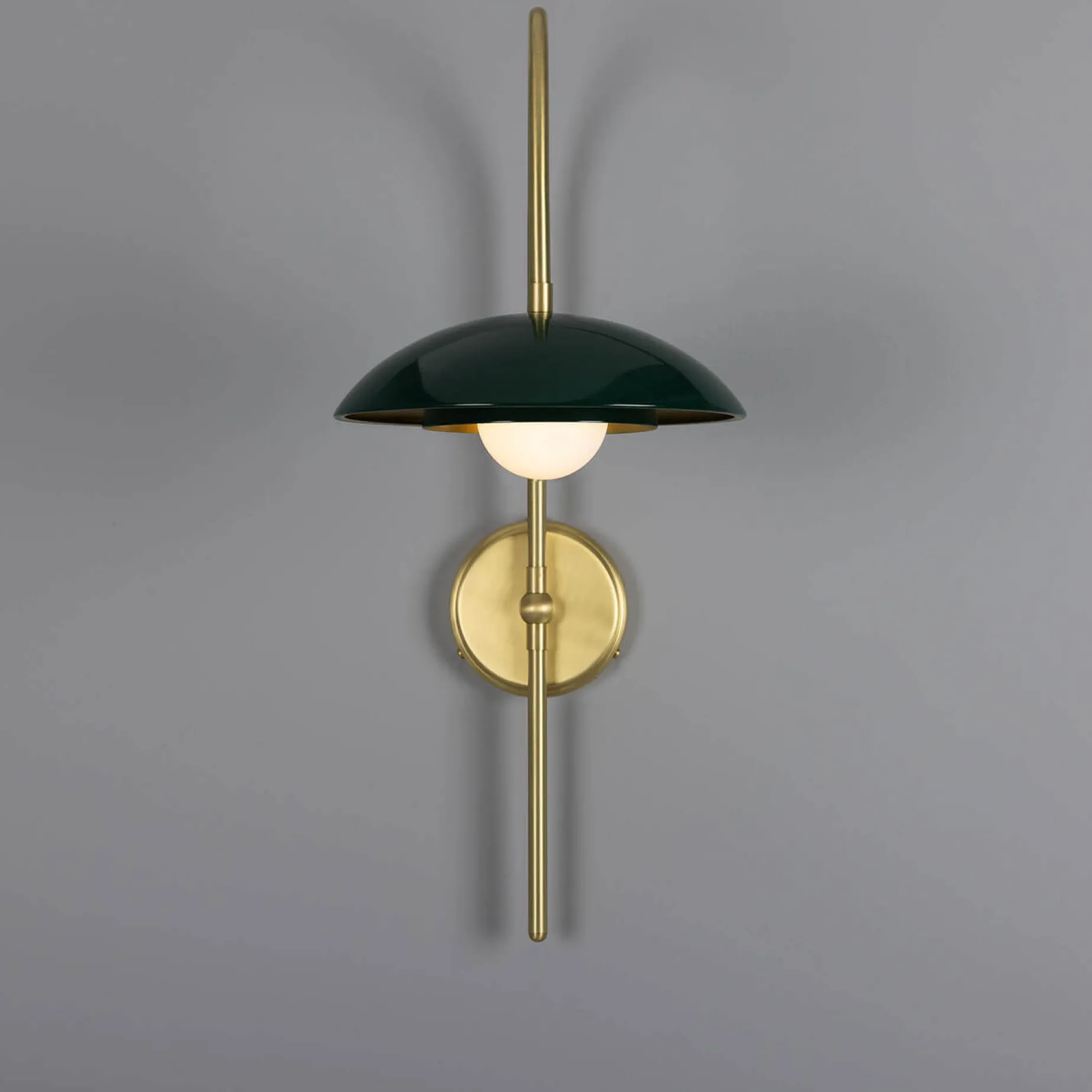 Marrakesh Arc w | satin brass and racing green