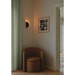 Model 2110 wall | white