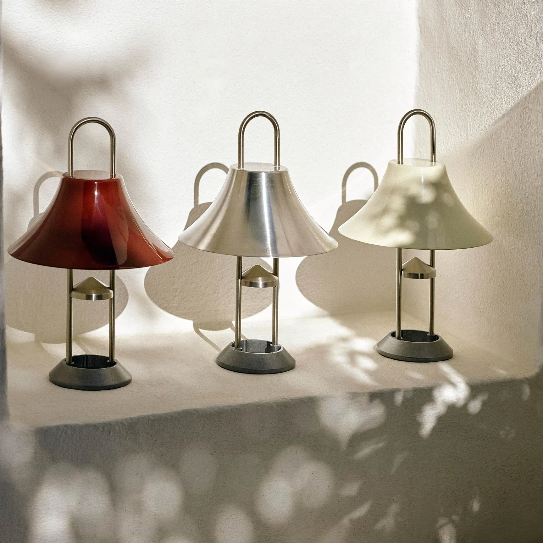 Mousqueton portable lamp | brushed stainless steel