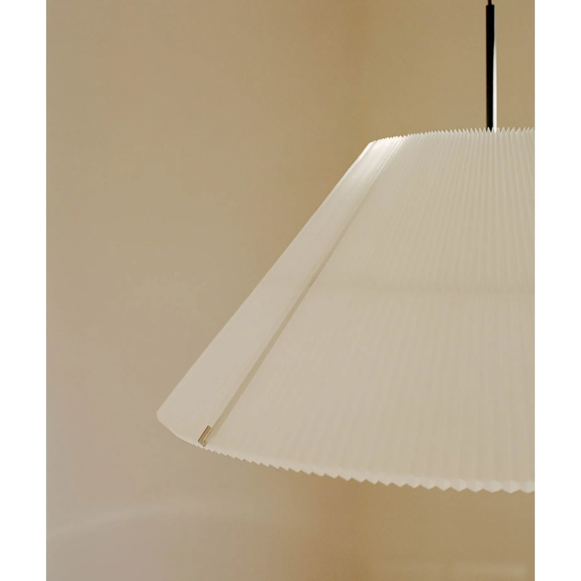 Nebra pendant adjustable | white