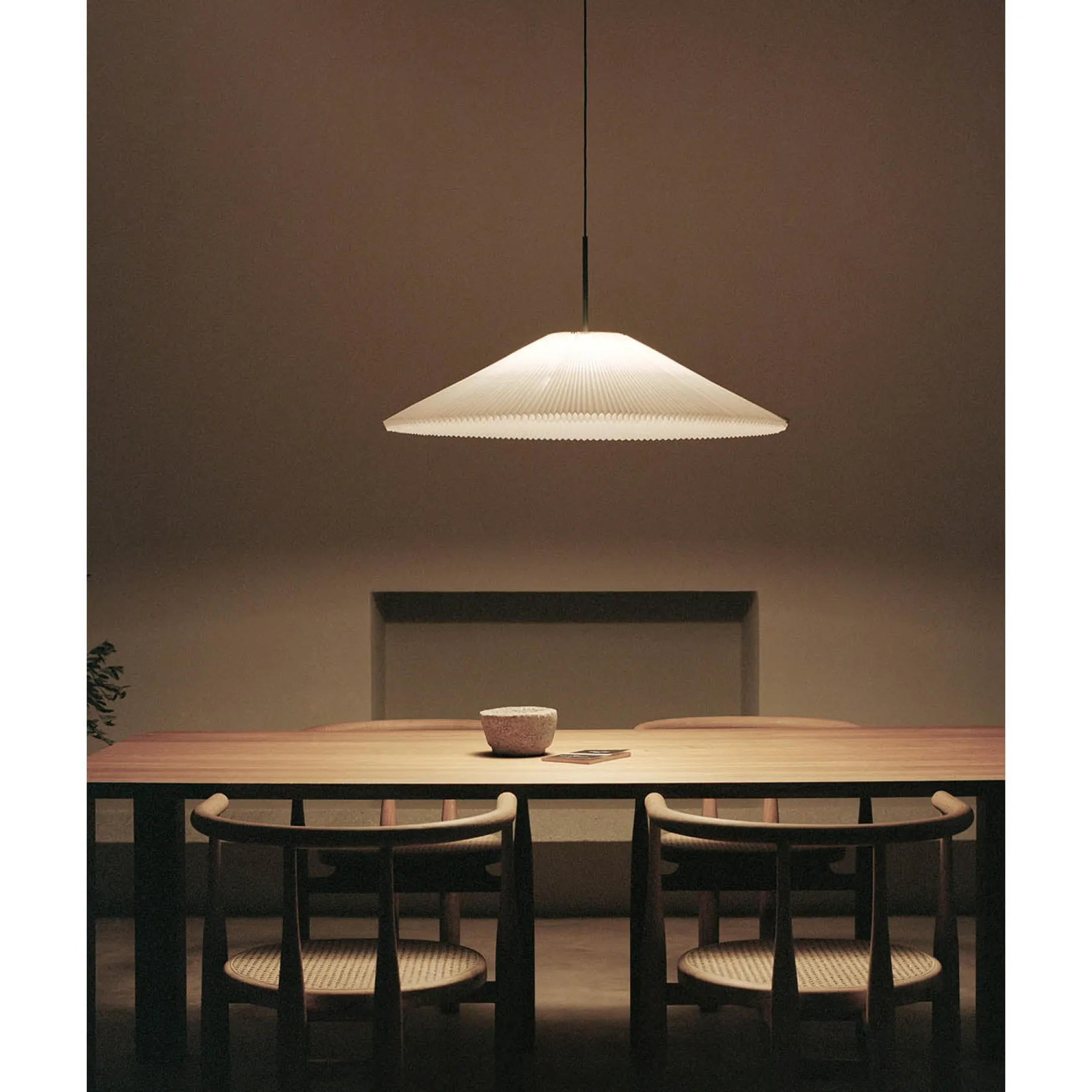 Nebra pendant adjustable | white