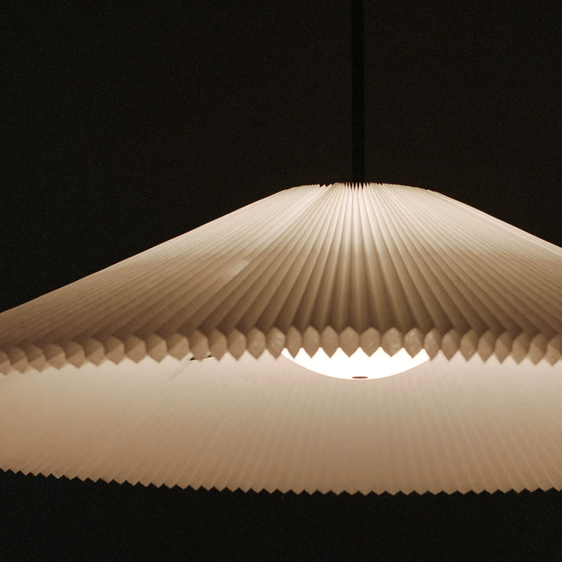 Nebra pendant adjustable | white