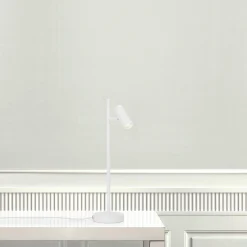 Omari table | white