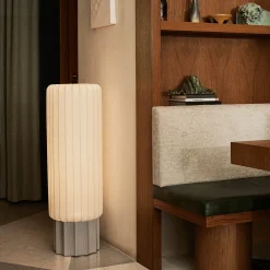 One meter | cocoon and aluminium