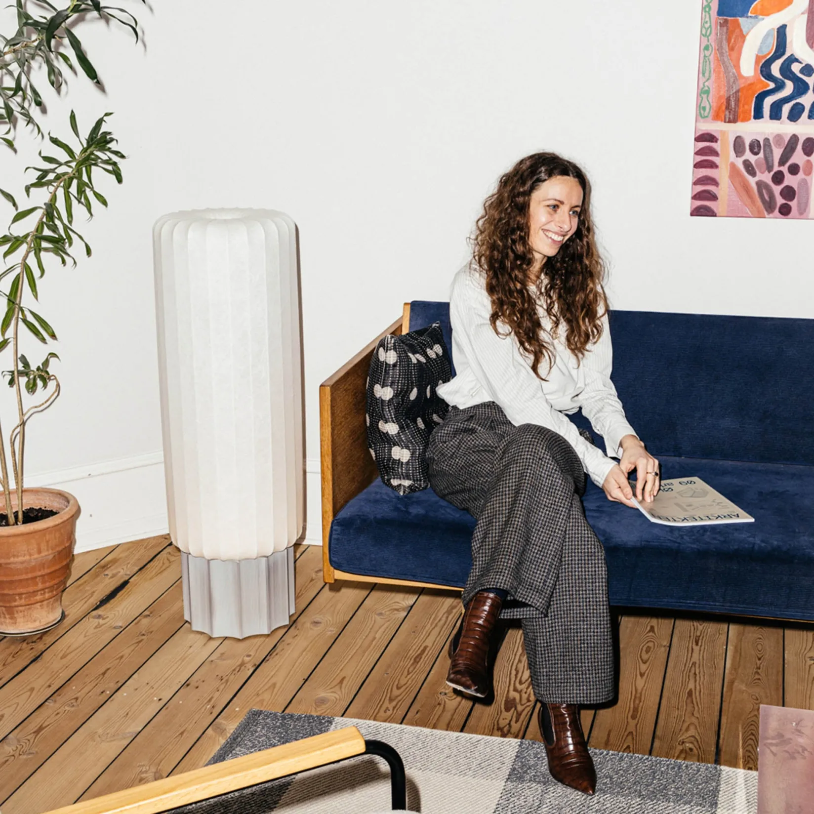 One meter | cocoon and aluminium