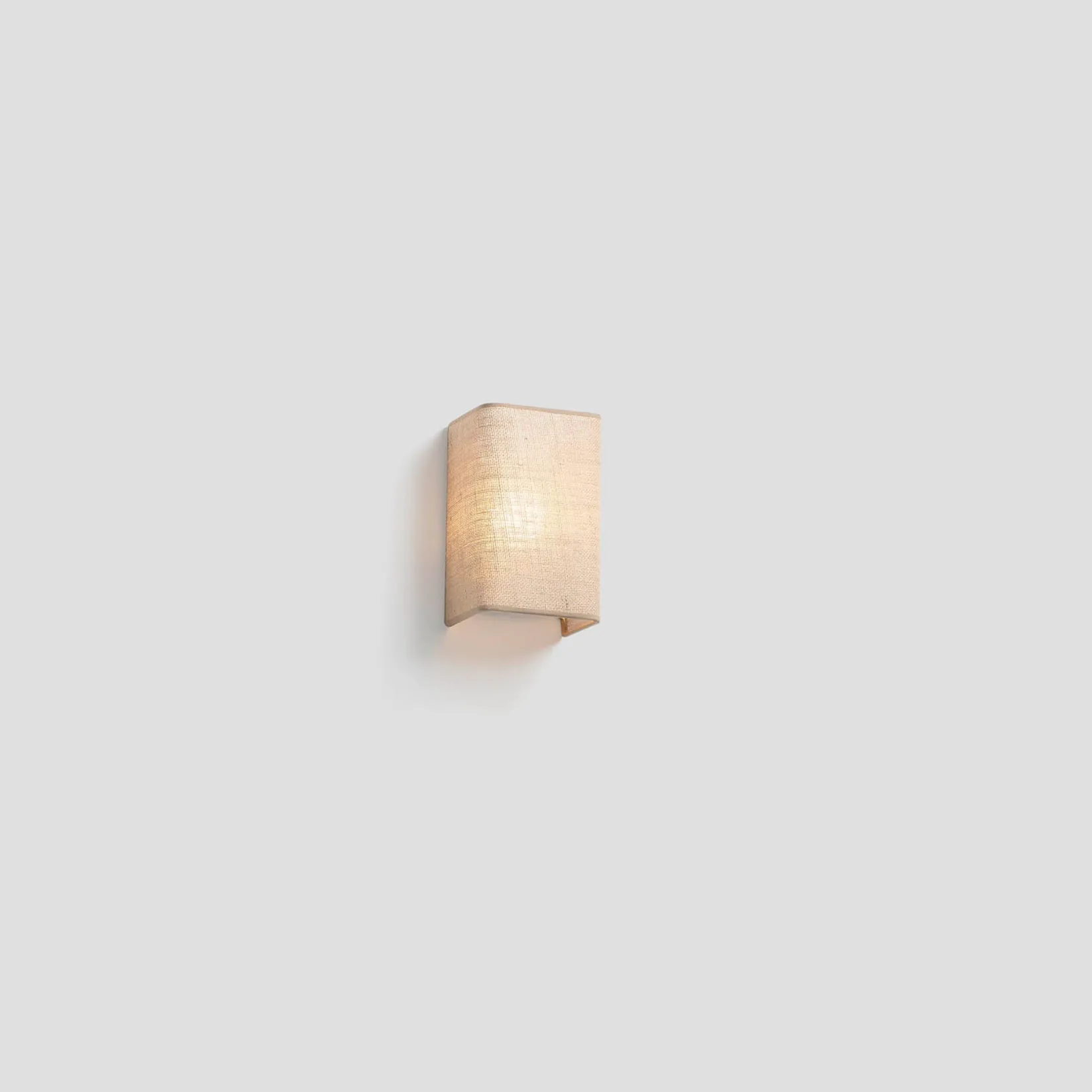 Otton RND 2L vertical wall | jute