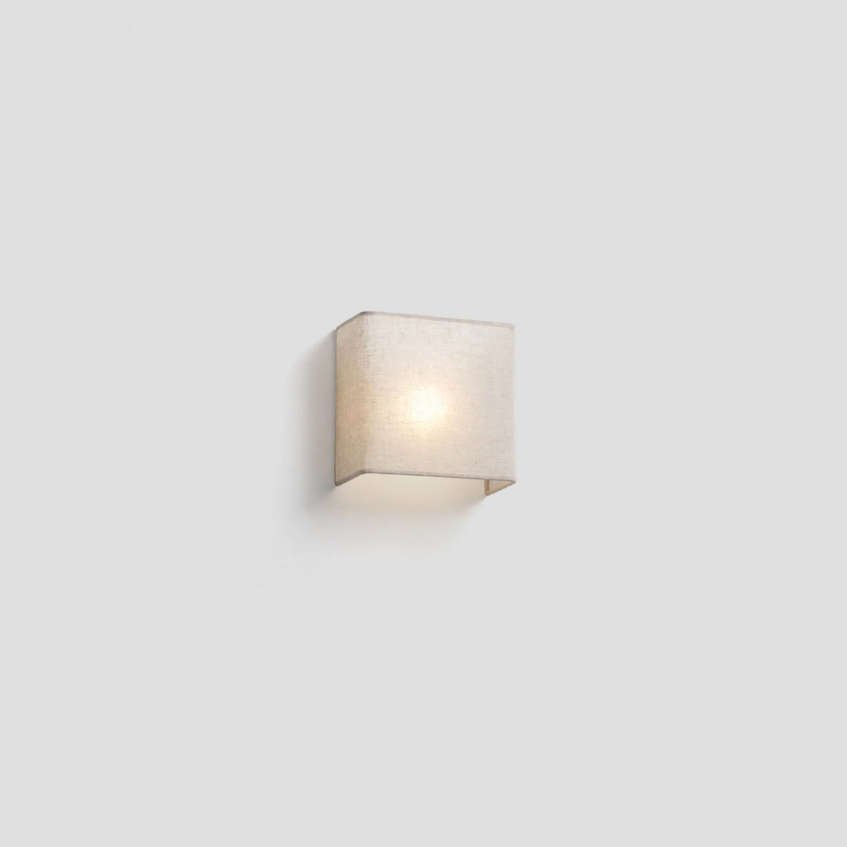 Otton RND vertical wall | linen