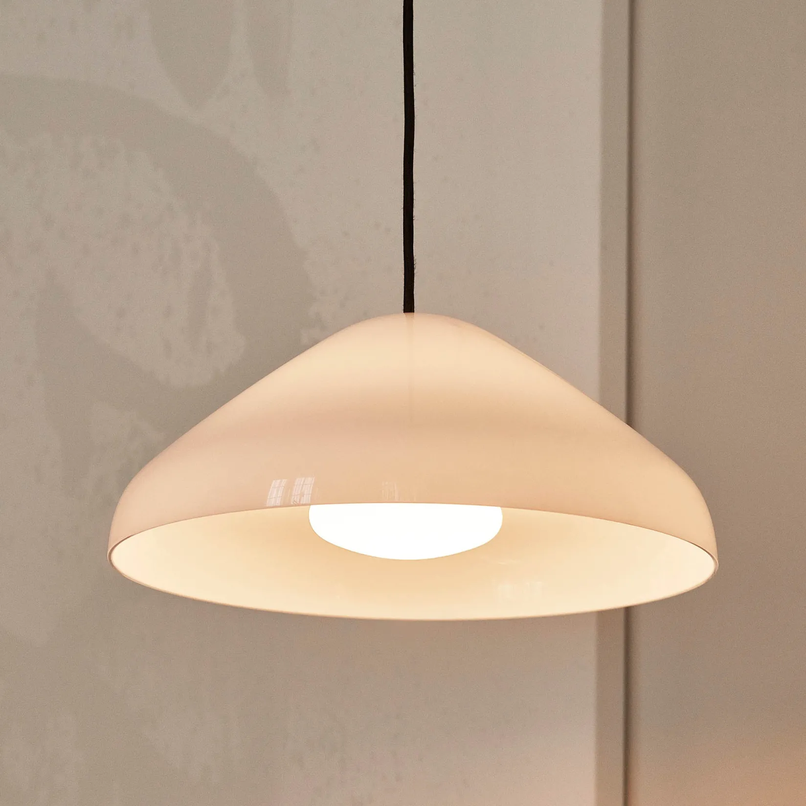 Pao glass pendant ø35 | opal white