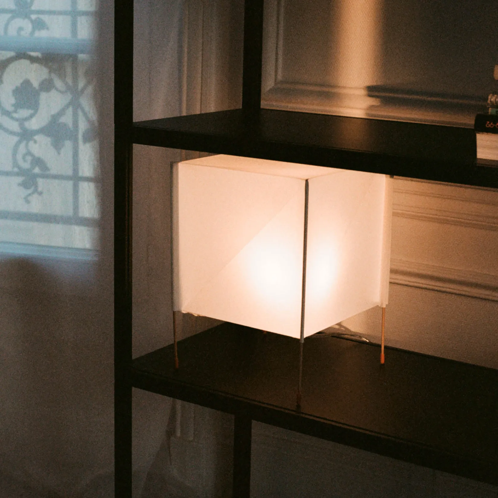 Paper cube table lamp | ecopet paper white