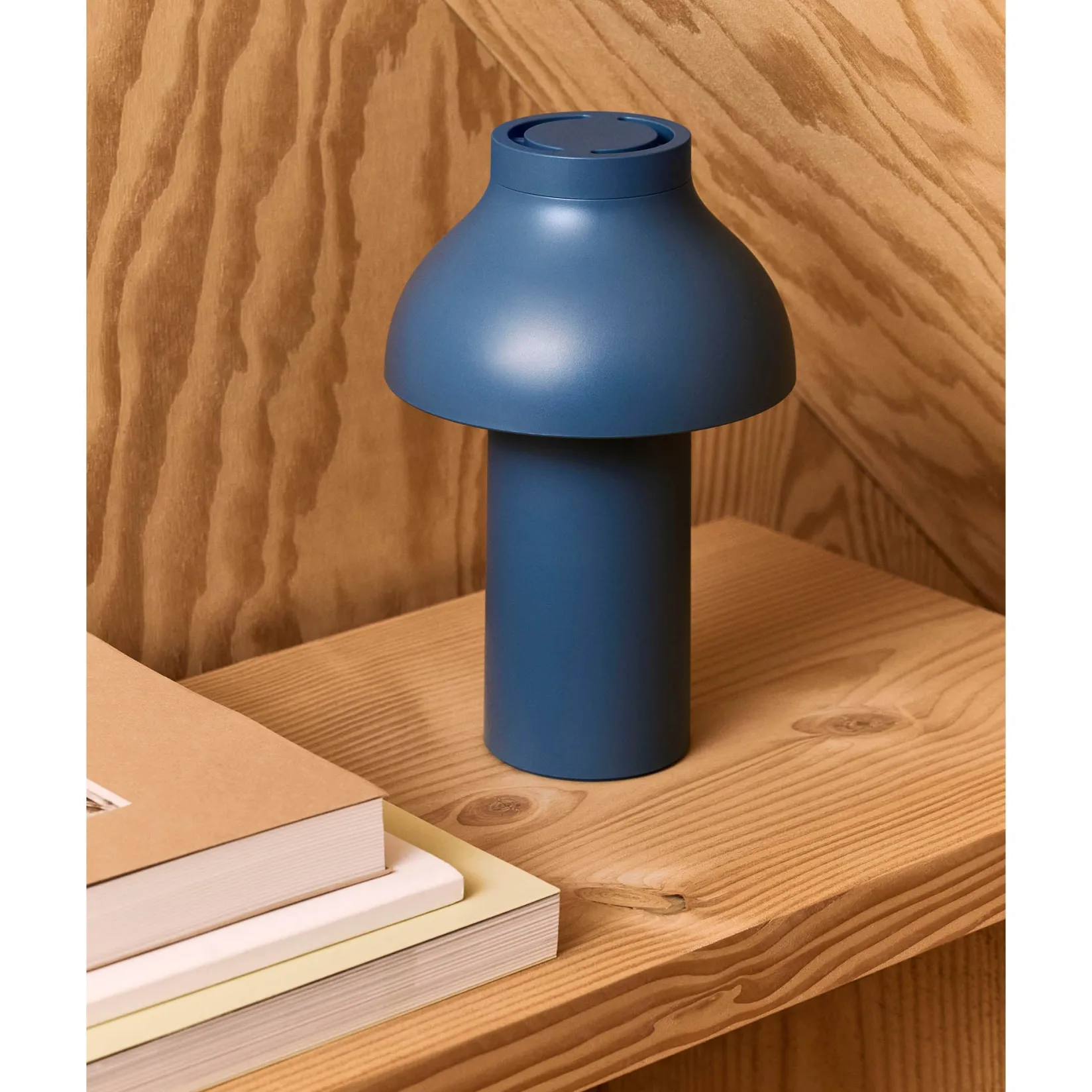 PC portable lamp | cool grey