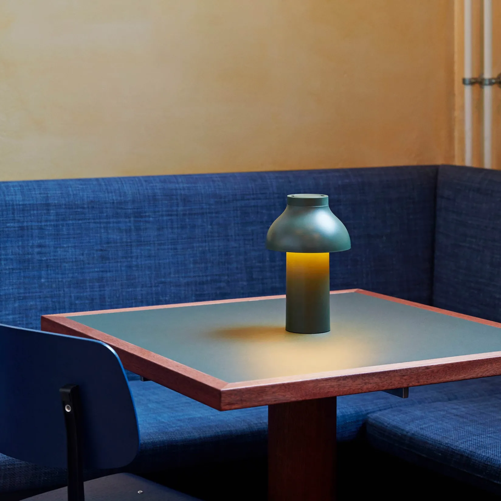 PC portable lamp | iron red