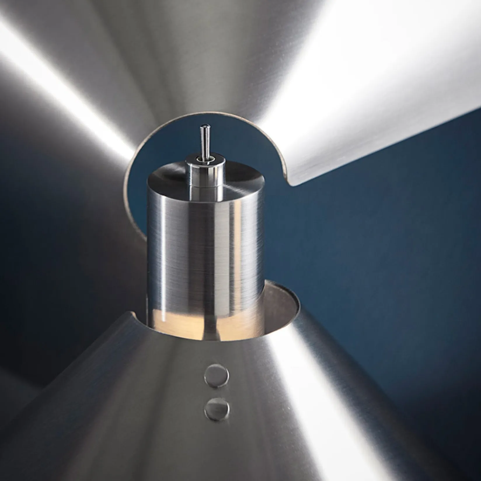 Peel wall | brushed stainless steel