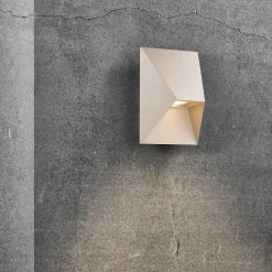 Pontio 15 | white