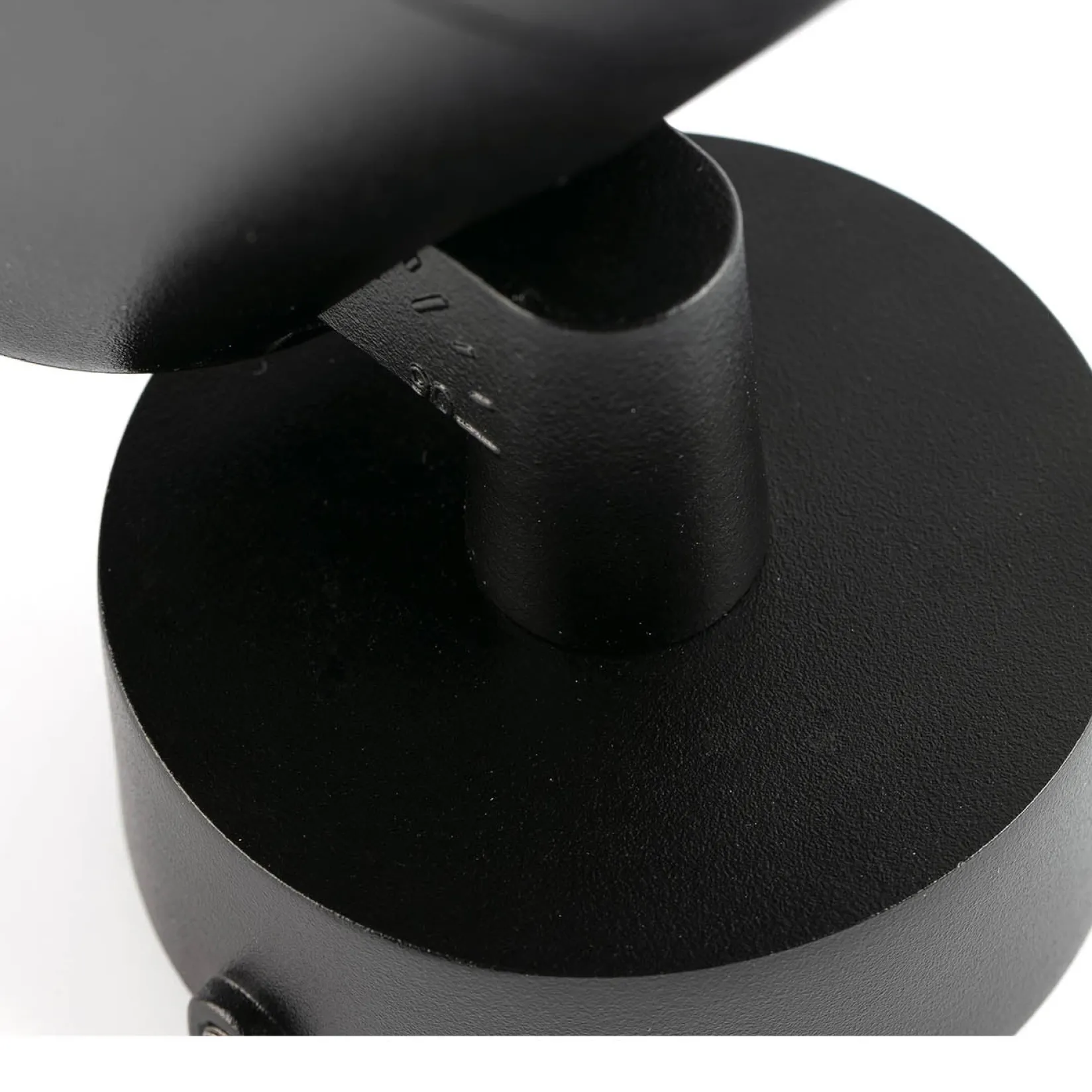 Puk projector ⌀59 | black seaside