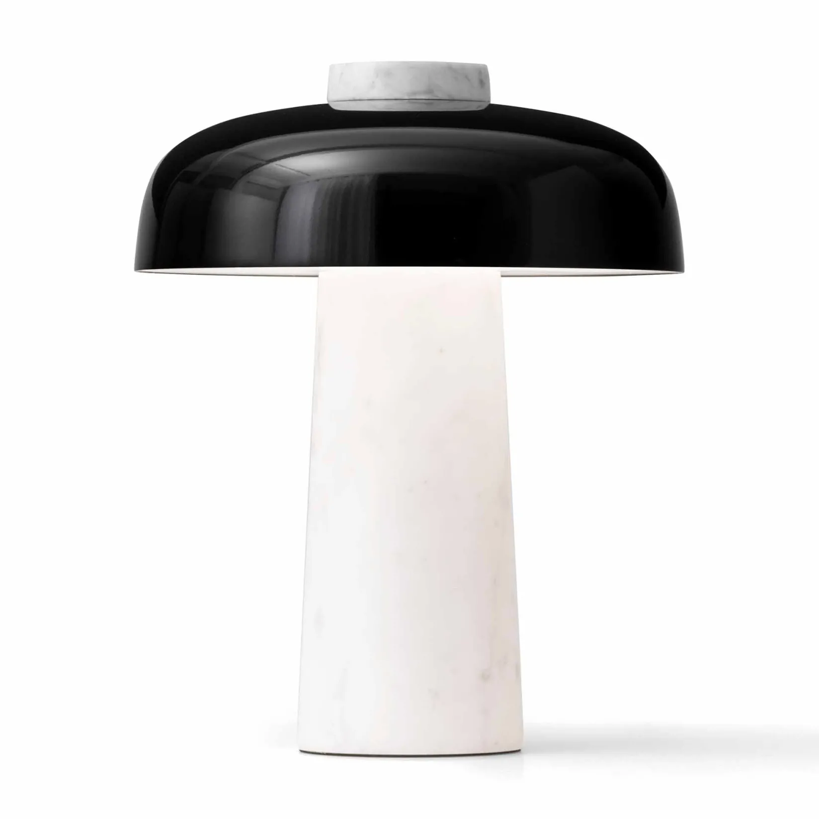 Reverse table lamp | carrara marble and glossy black