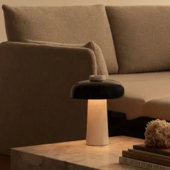 Reverse table lamp | carrara marble and glossy black
