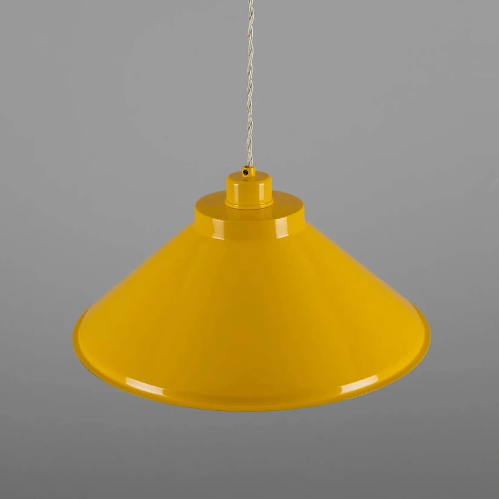 Rio vintage pendant 38cm | satin brass