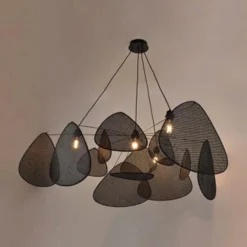 Screen 150 | rattan black