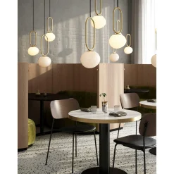 Shapes 22 | opal white brass