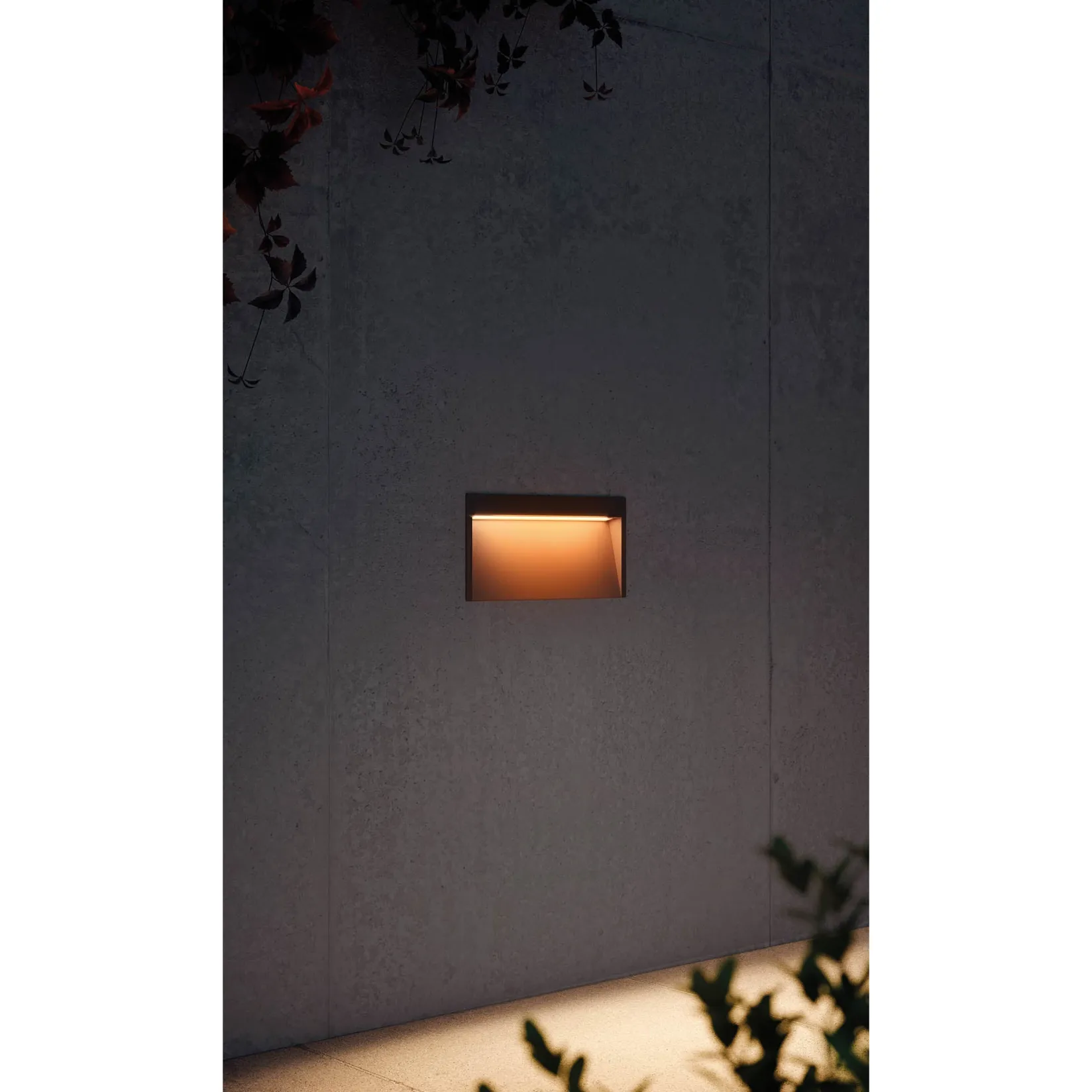 Slim outdoor wall IP65 | textured grey