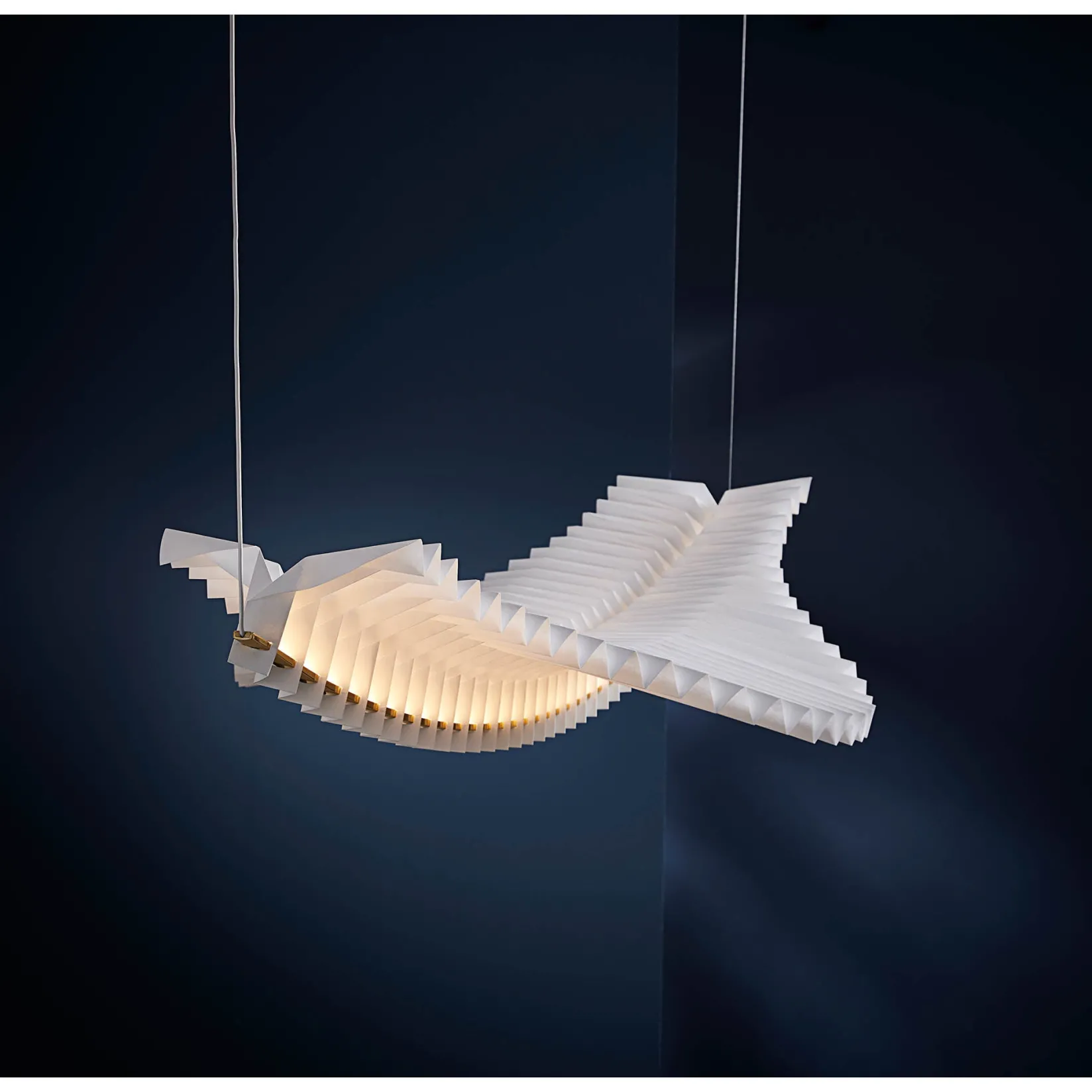 Sora | white and brass