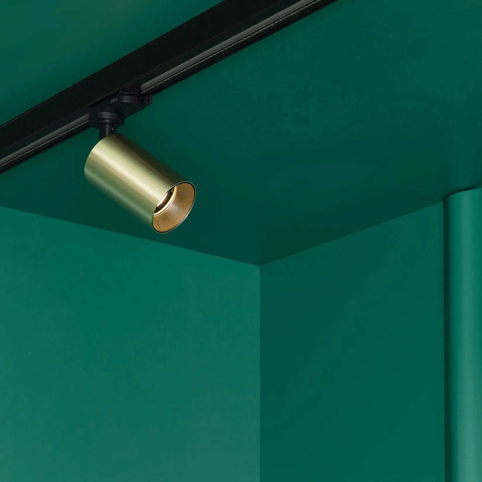 Stan recessed | black