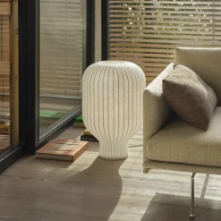 Strand table ⌀29-40 | cocoon white