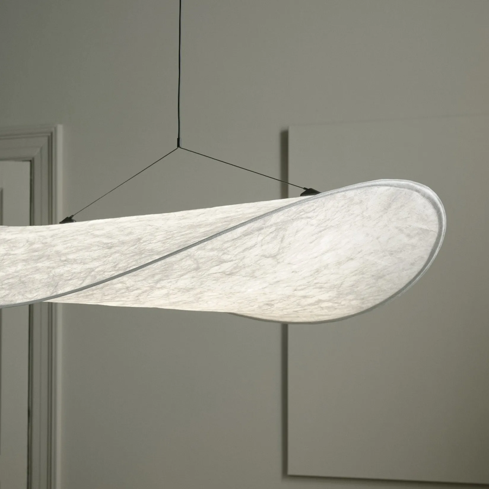 Tense pendant 55-120 | white Tyvek