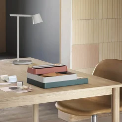 Tip table lamp | grey
