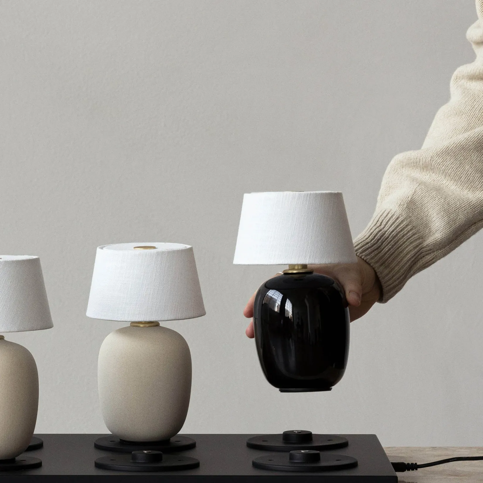 Torso portable table lamp | ruby