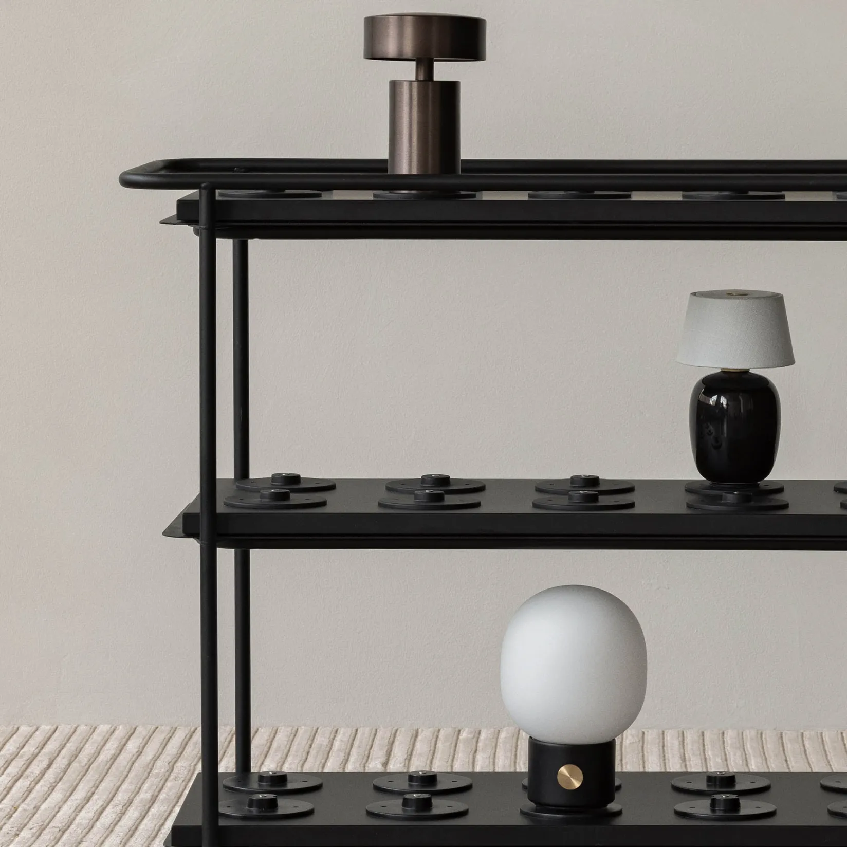 Torso portable table lamp | ruby