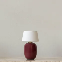 Torso portable table lamp | ruby