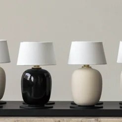 Torso portable table lamp | sand