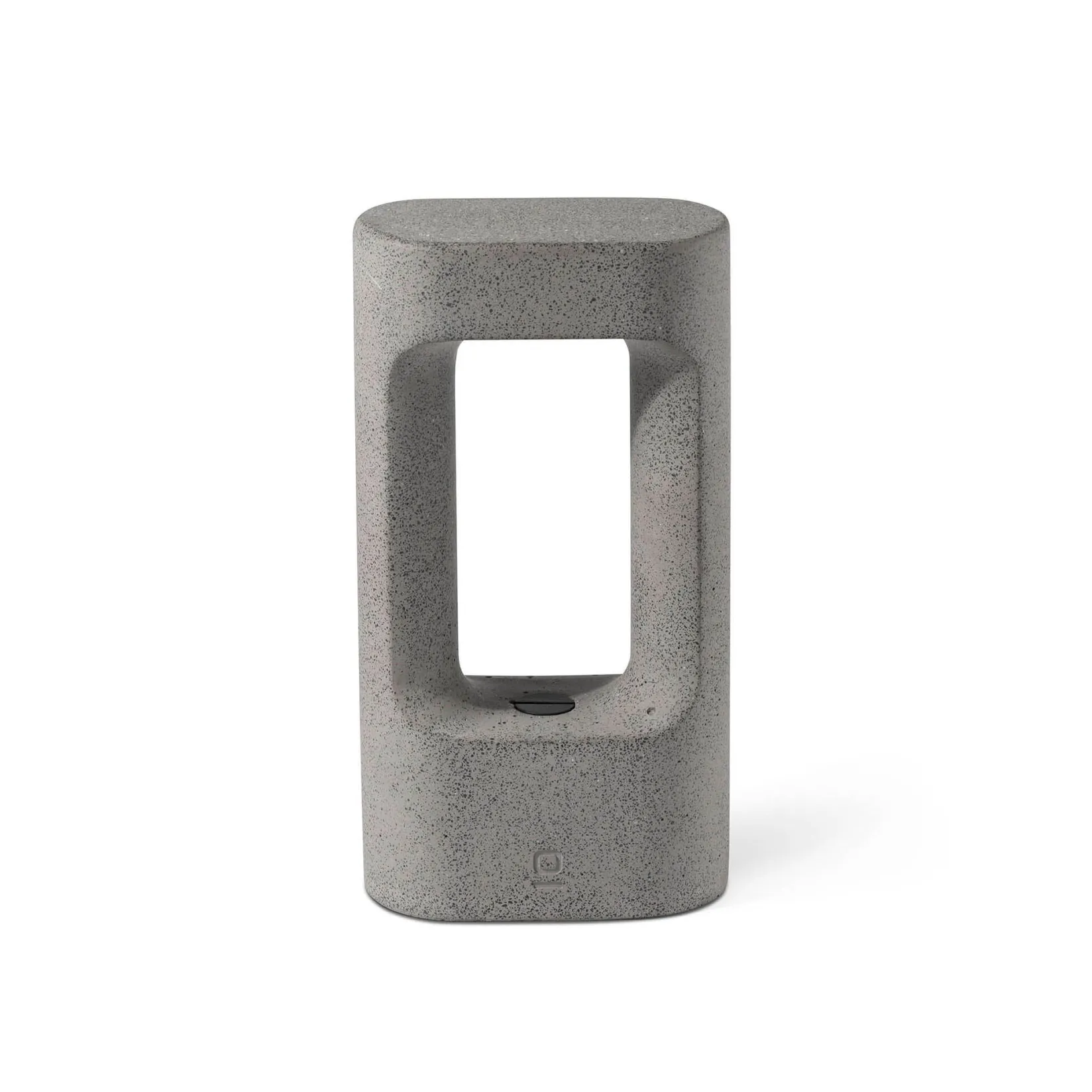 Totem 611 | grey concrete