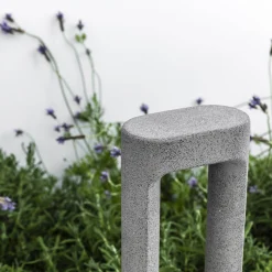 Totem 611 | grey concrete