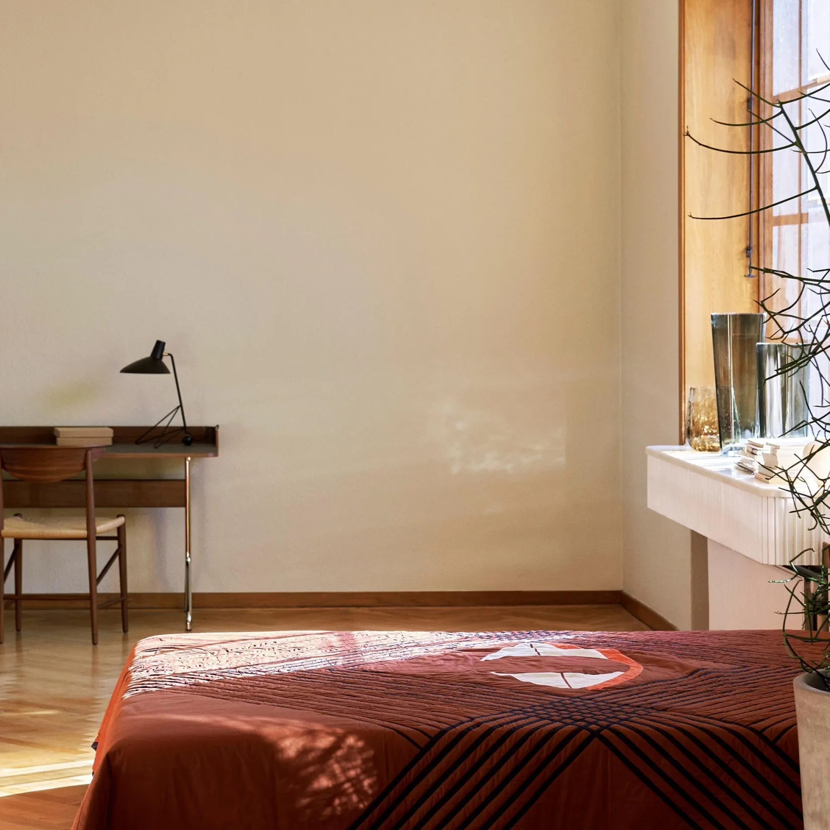 Tripod table HM9 | matt black