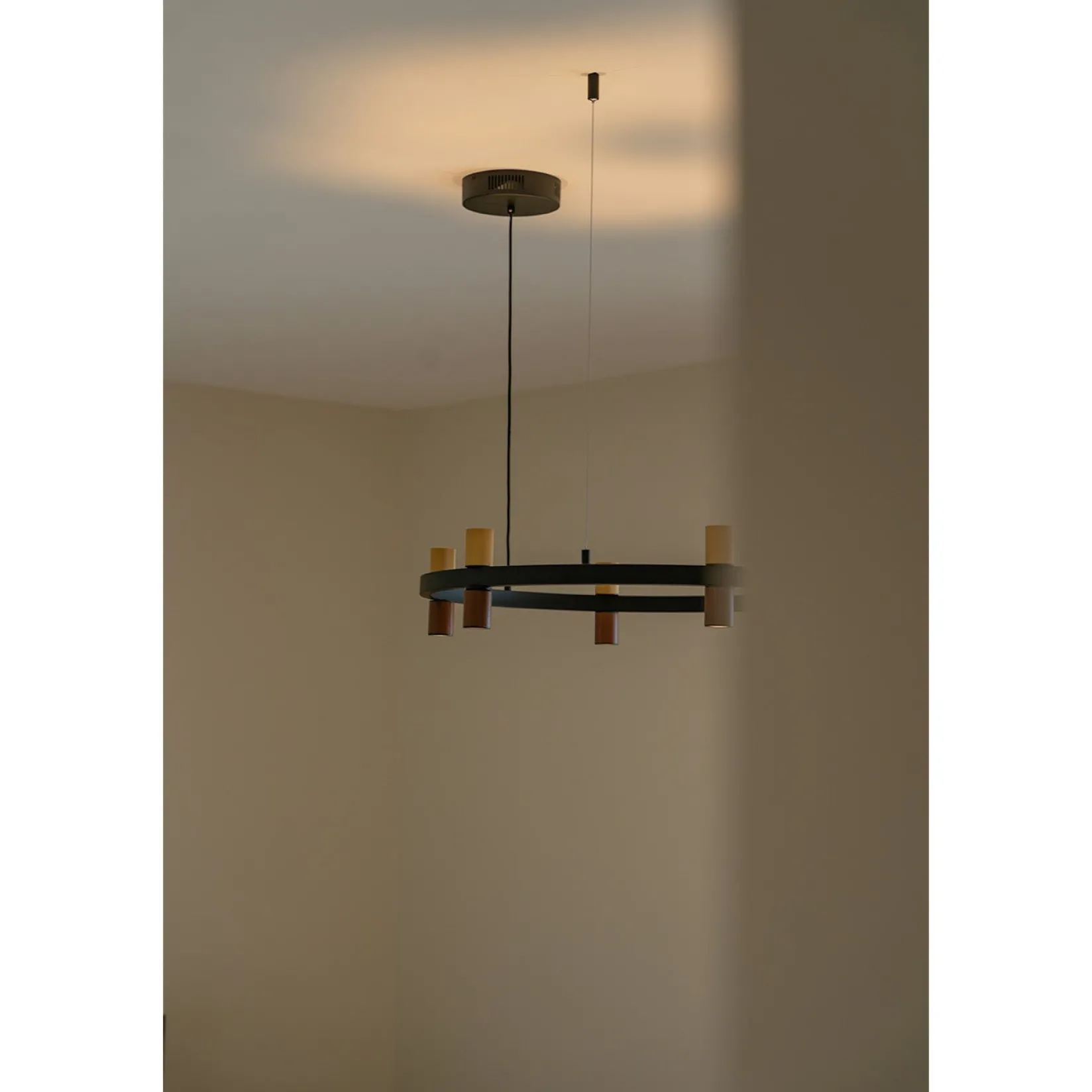 Tura pendant multi | stripped aged gold / black leather