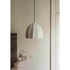 Tuva | white