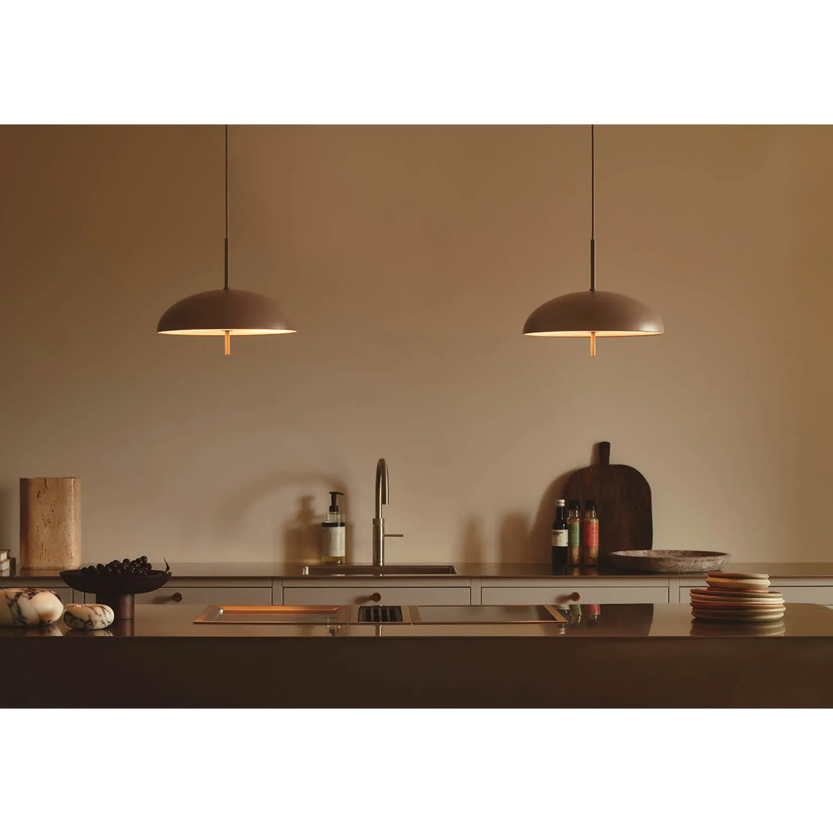 Versale 35 pendant | black