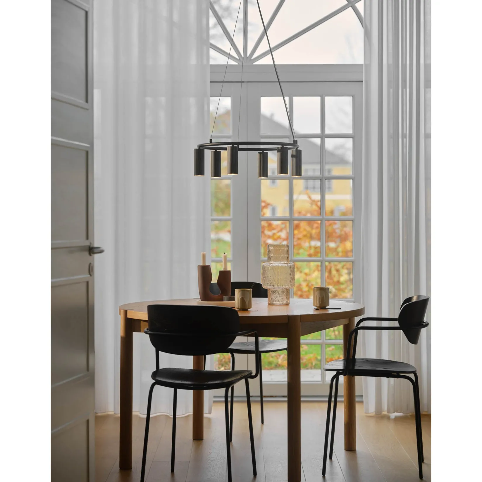 Vico chandelier | black