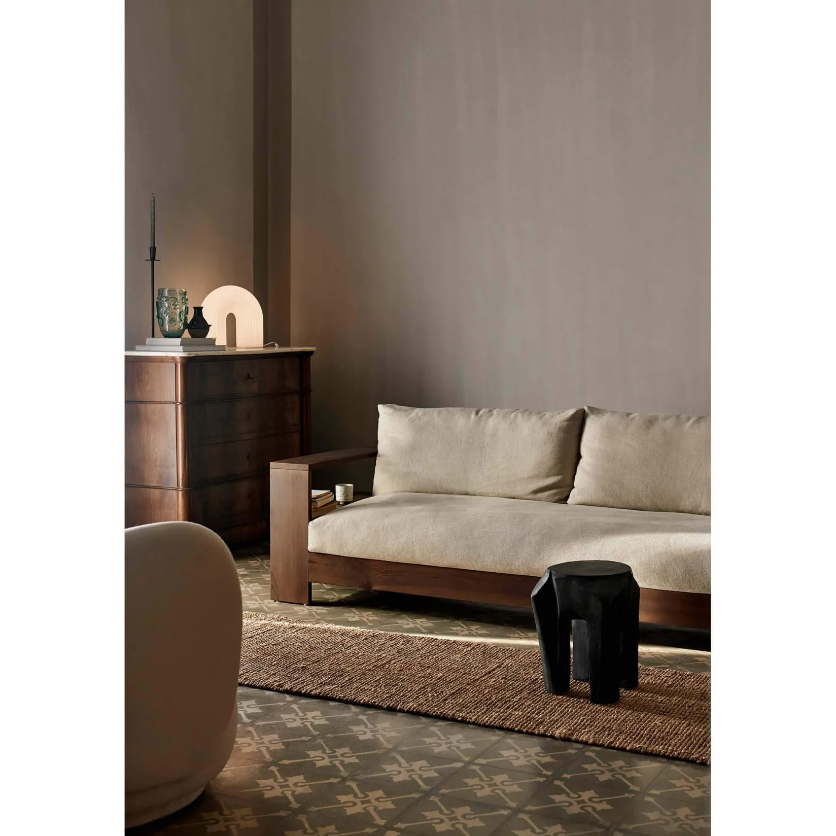 Vuelta floor lamp | white